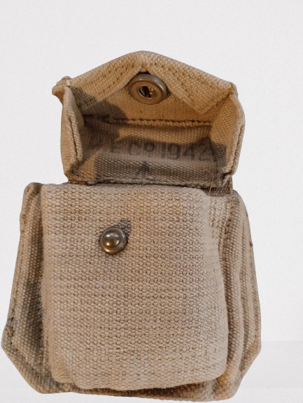 ZZM3 1937 Pattern Ammo Pouch 1942 Dated